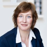 Anja Kleine Brockmann | Ansprechpartnerin Organisation & Kommunikation| Akkurat financial service
