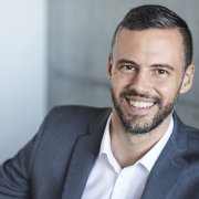 Tim Beinker | Ansprechpartner Datenverarbeitung ➤ Digitalisierung mit Akkurat financial service GmbH