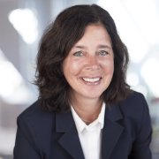 Annette Hambrock | Ansprechpartnerin Buchhaltung | Akkurat financial service GmbH
